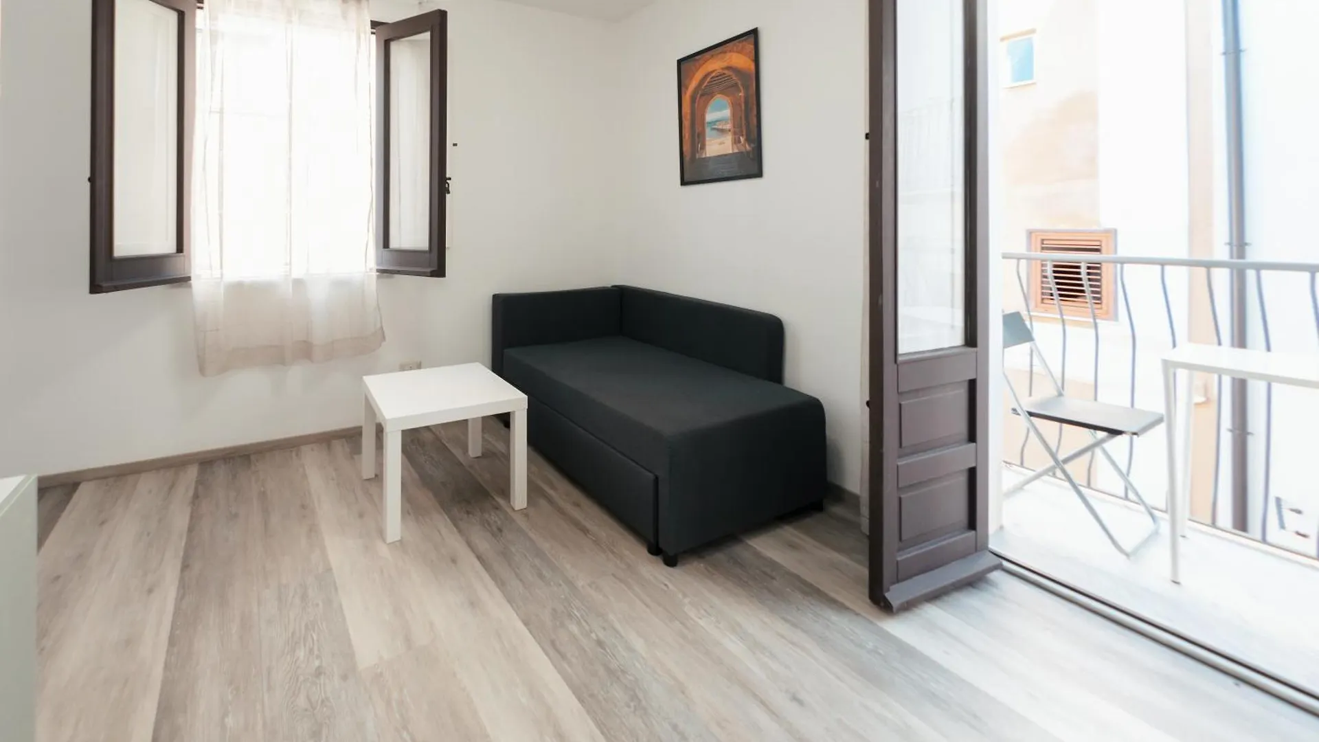 Sarahouse Relax A Due Passi Dal Mare Appartement Cefalù
